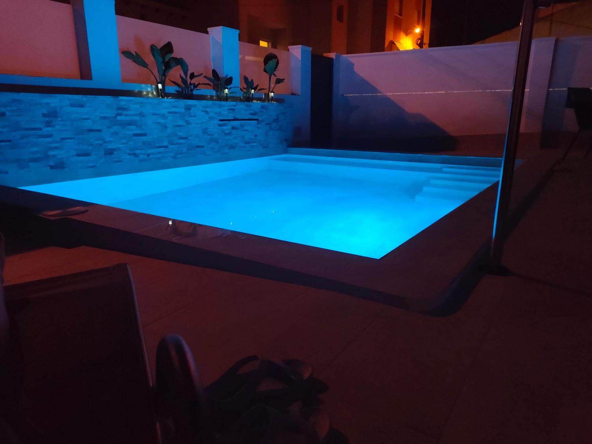 Villamolinos, Con Piscina Privada. Villa